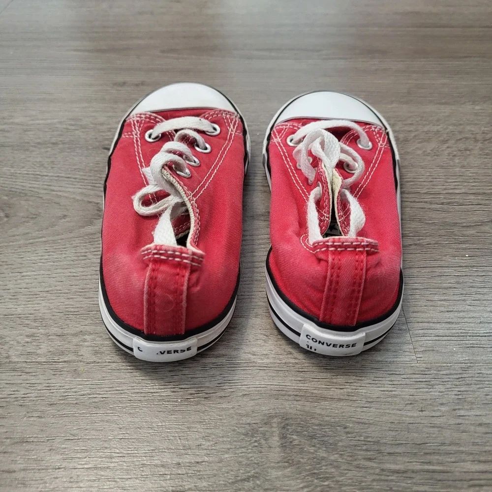 Converse Chuck Taylor All Star Red Canvas Low Top Toddler Sneakers Casual 10